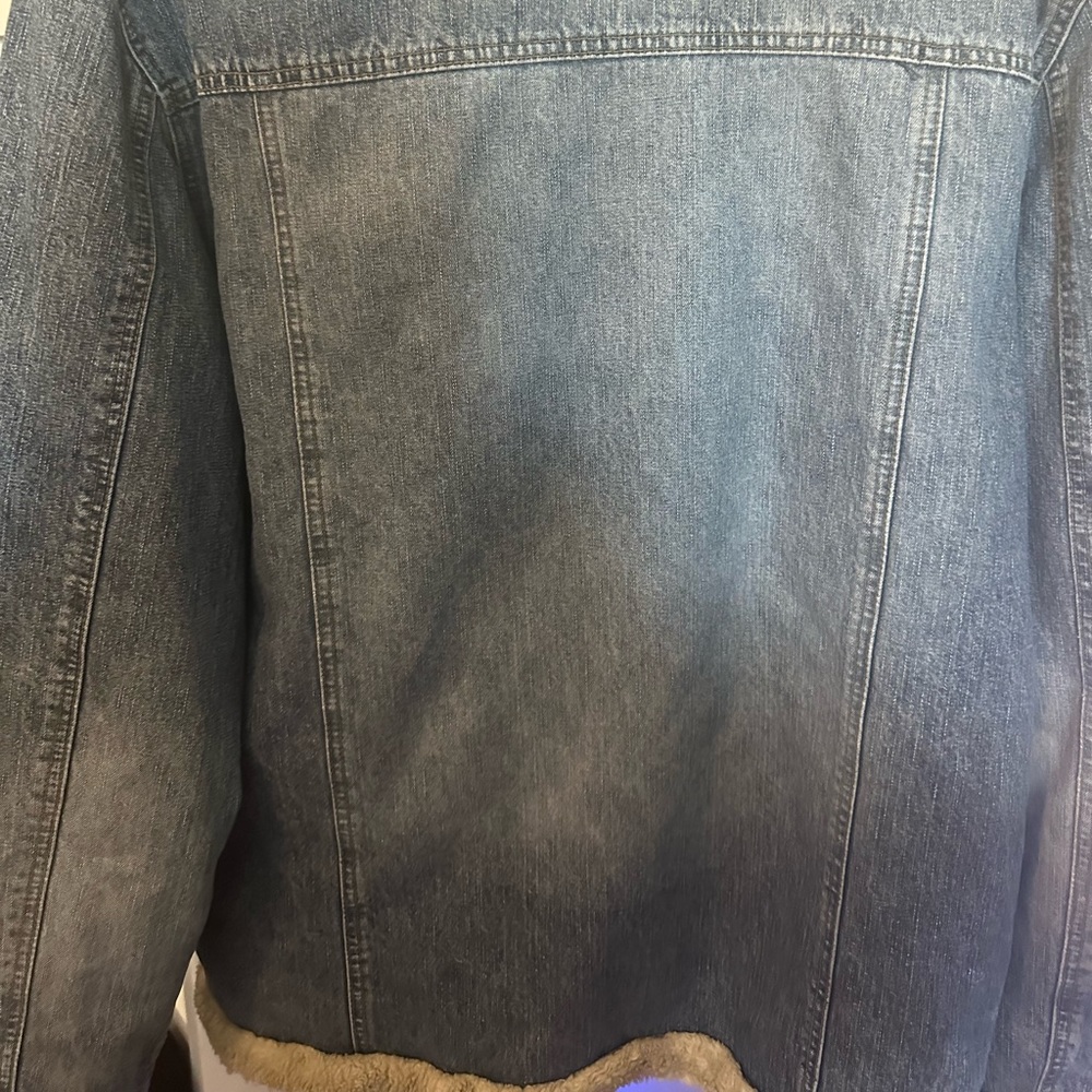 BB—Jean jacket - Picture 10 of 14